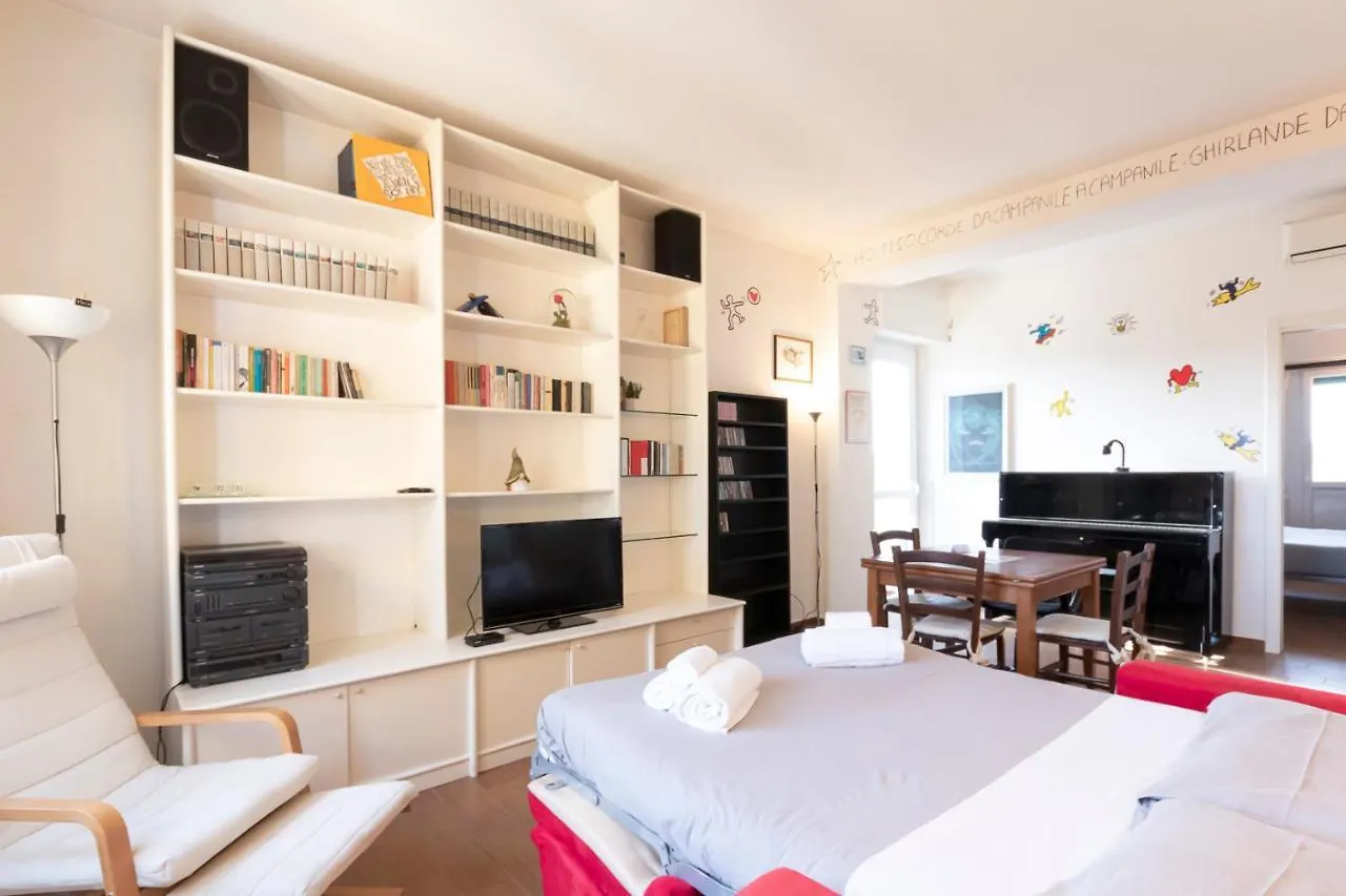 Casa Del Maestro Apartment Милан