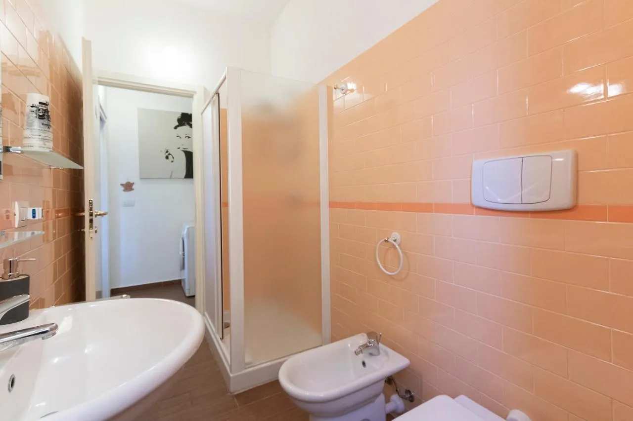 Casa Del Maestro Apartment Милан