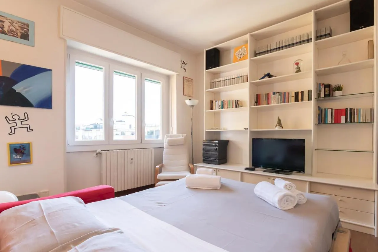 Casa Del Maestro Apartment Milano
